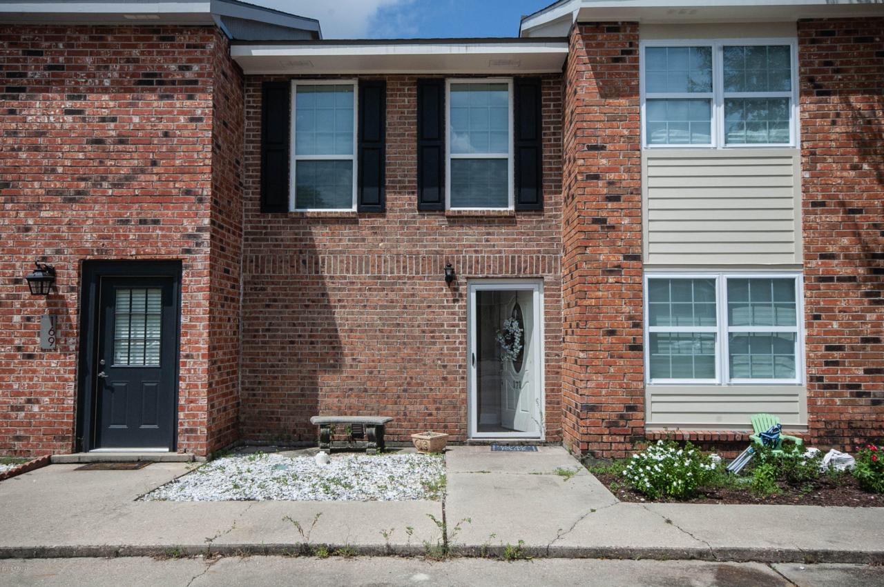 171 Southfield Parkway - Photo 1