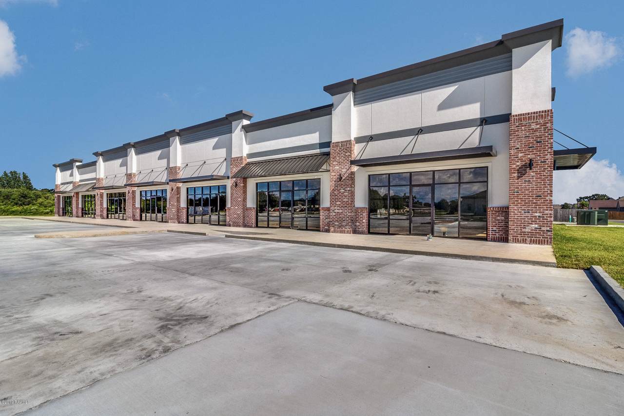 481 Albertson Parkway - Photo 1