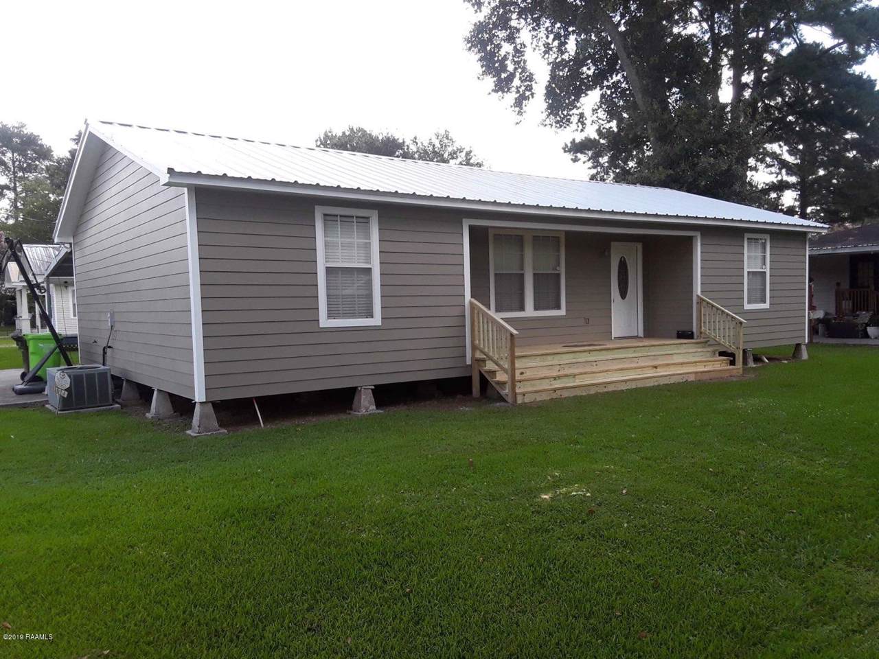 1014 Solomon Street - Photo 1