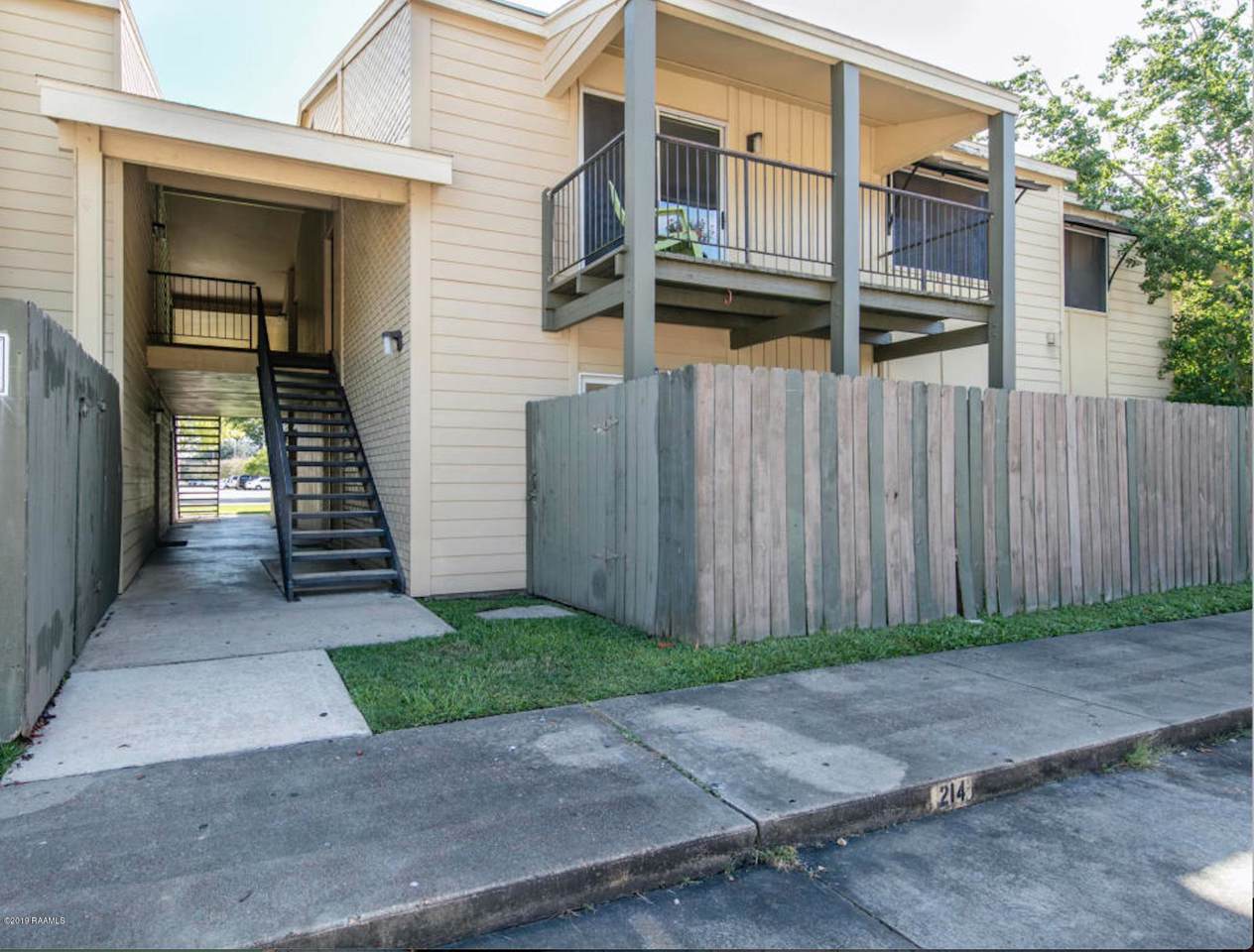 220 Doucet Road - Photo 1