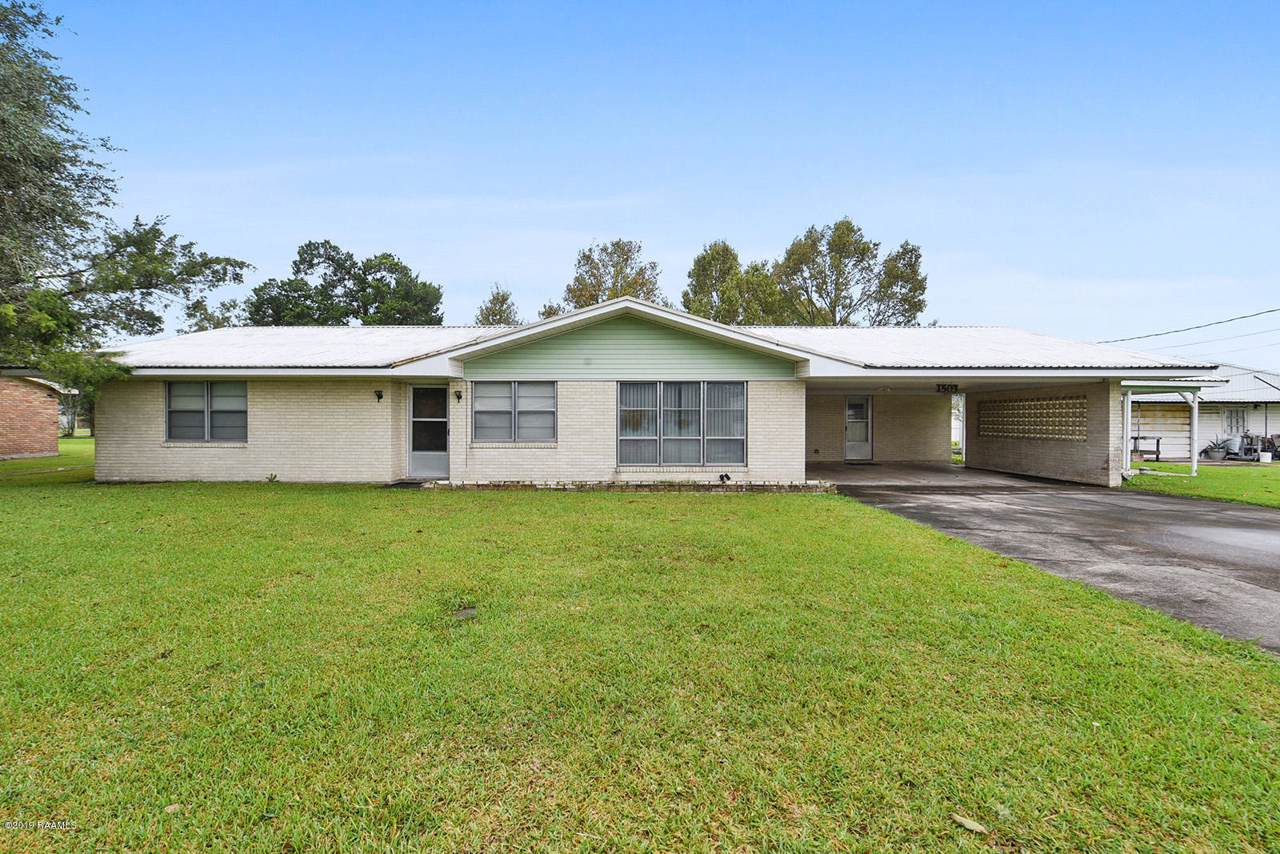 1503 Grand Pointe Avenue - Photo 1