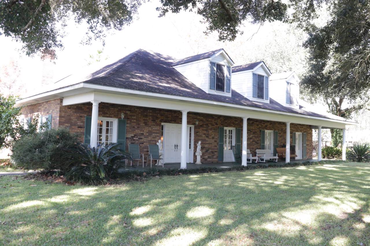 599 Acadiana Road - Photo 1 599 Acadiana Road - Photo 1