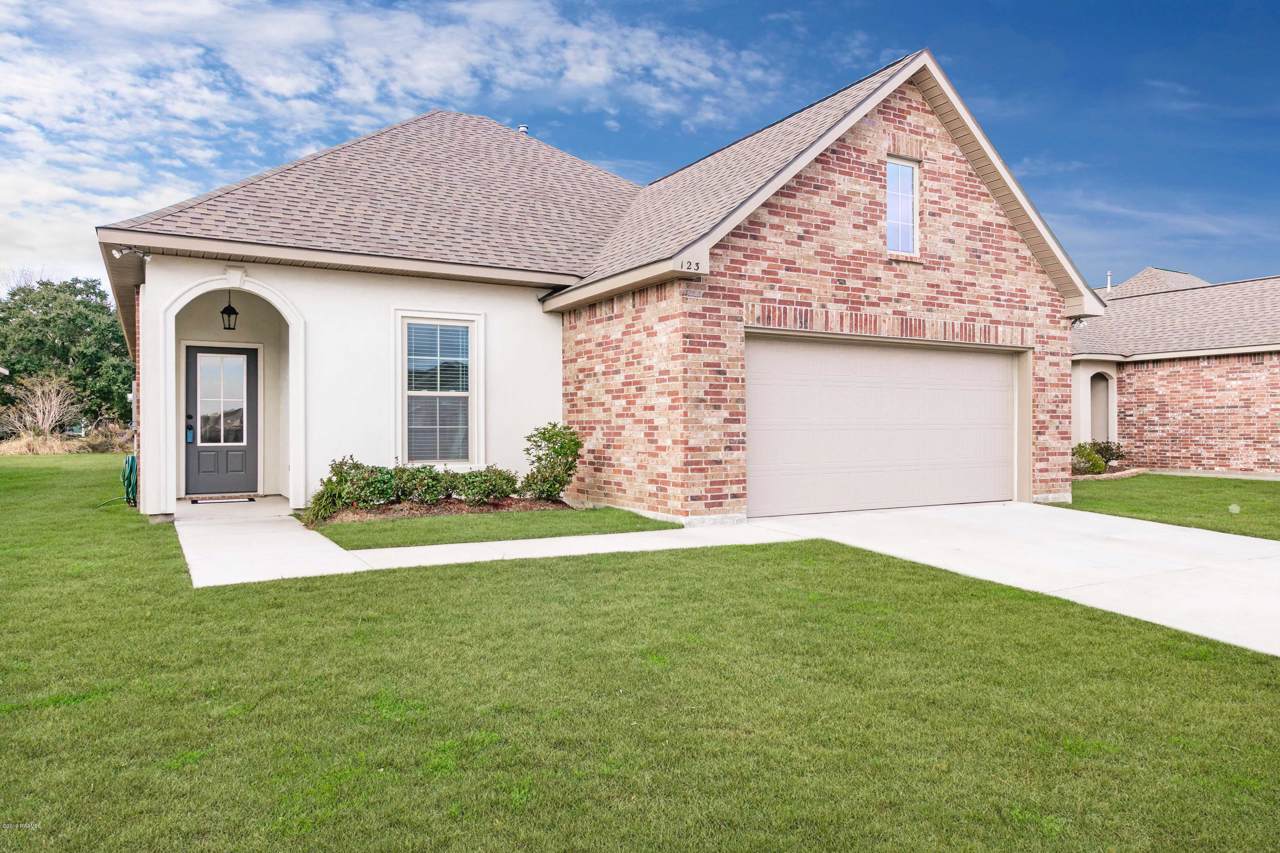 123 Gray Birch Loop - Photo 1