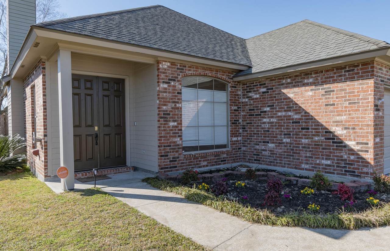 102 Hidden Country Drive - Photo 1