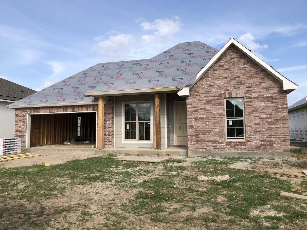 121 Bennington Lane - Photo 1