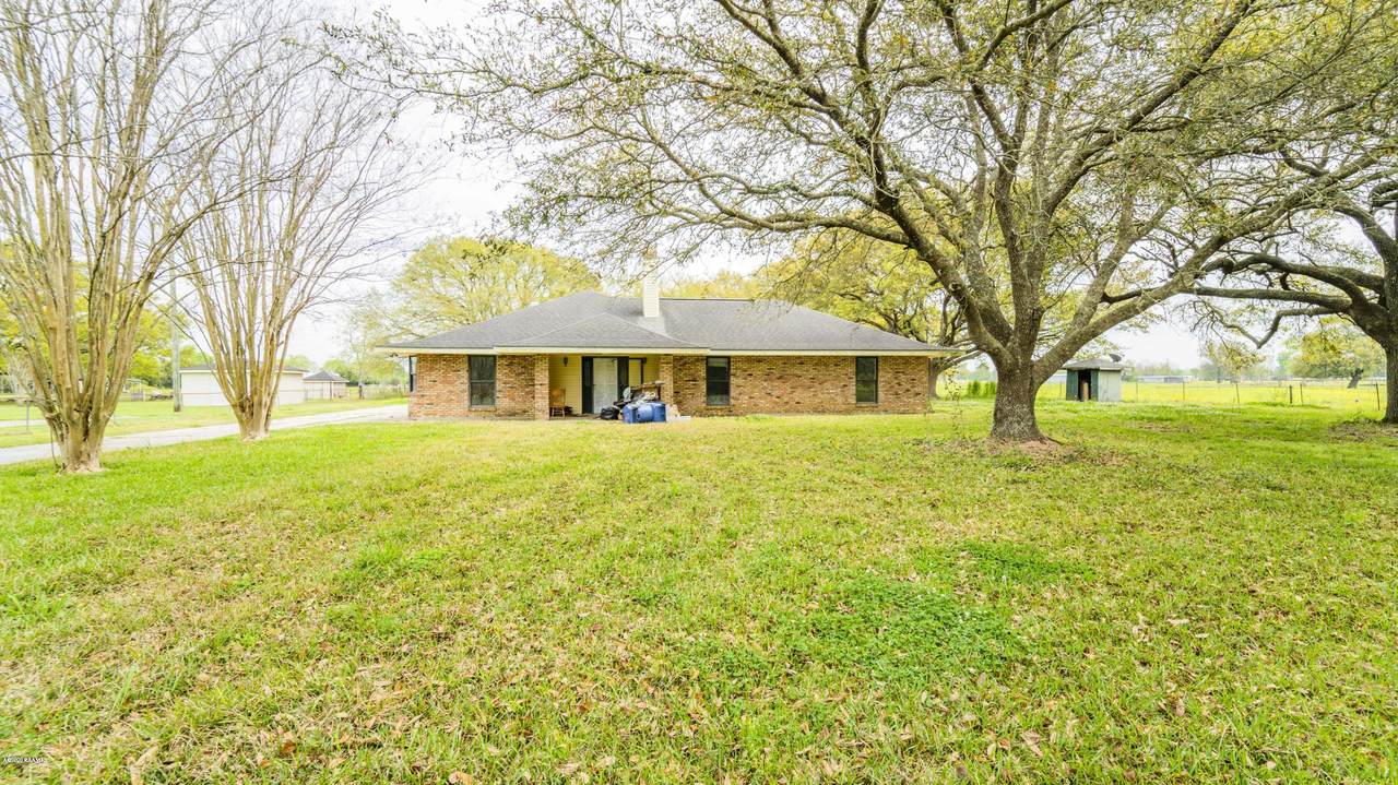 393 Curtis Brown Road - Photo 1 393 Curtis Brown Road - Photo 1