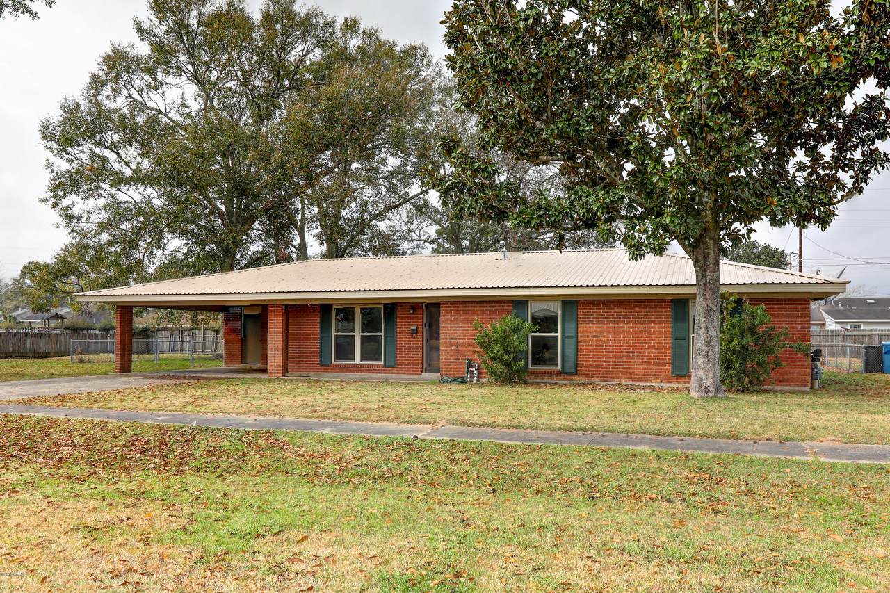320 Mosser Drive - Photo 1