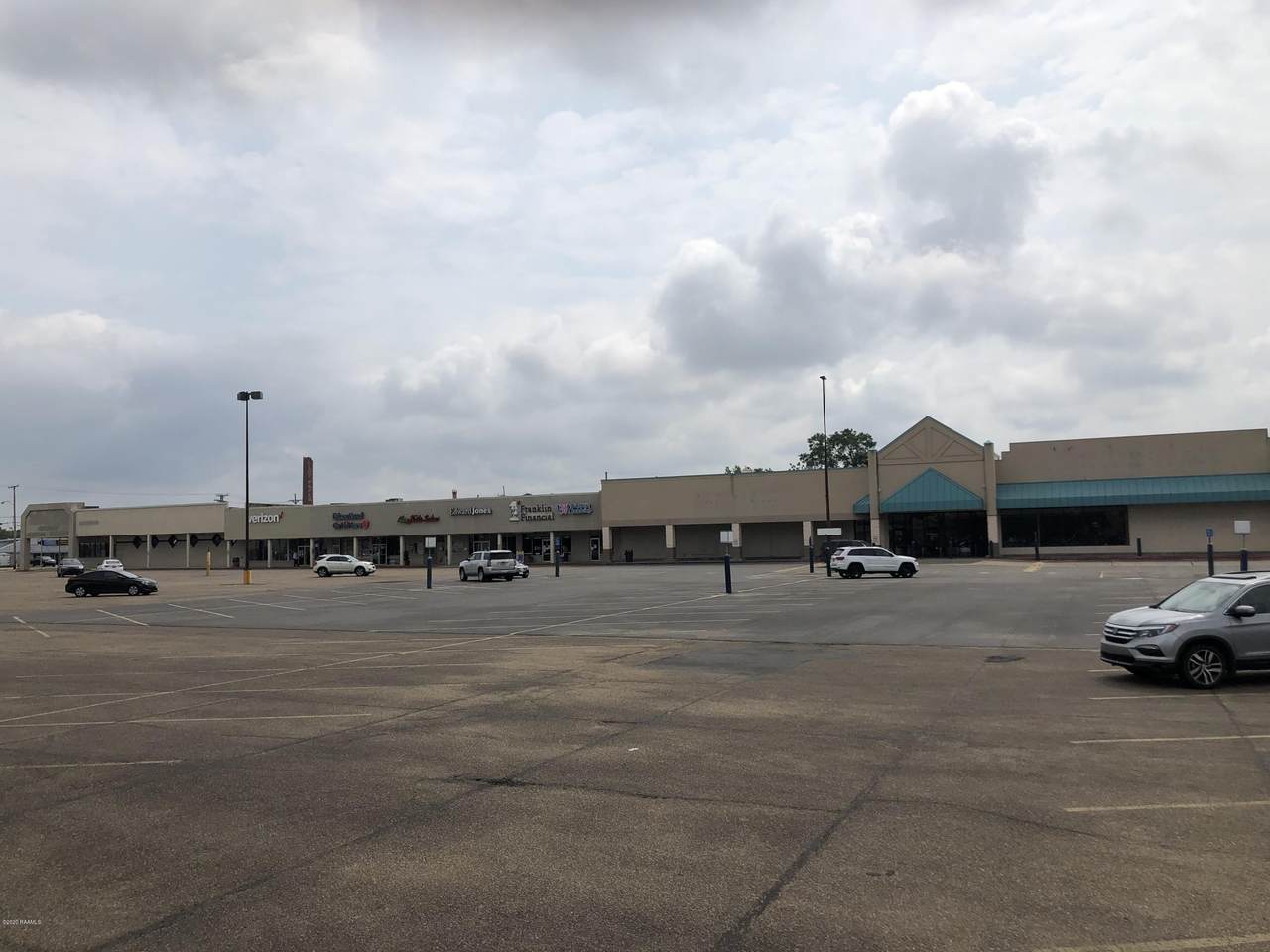 1100 Main - Photo 1