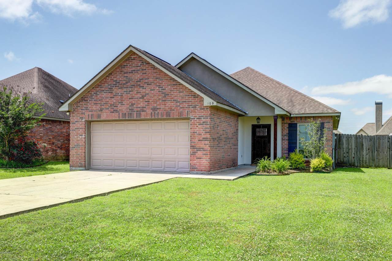 109 Hidden Hills Drive - Photo 1