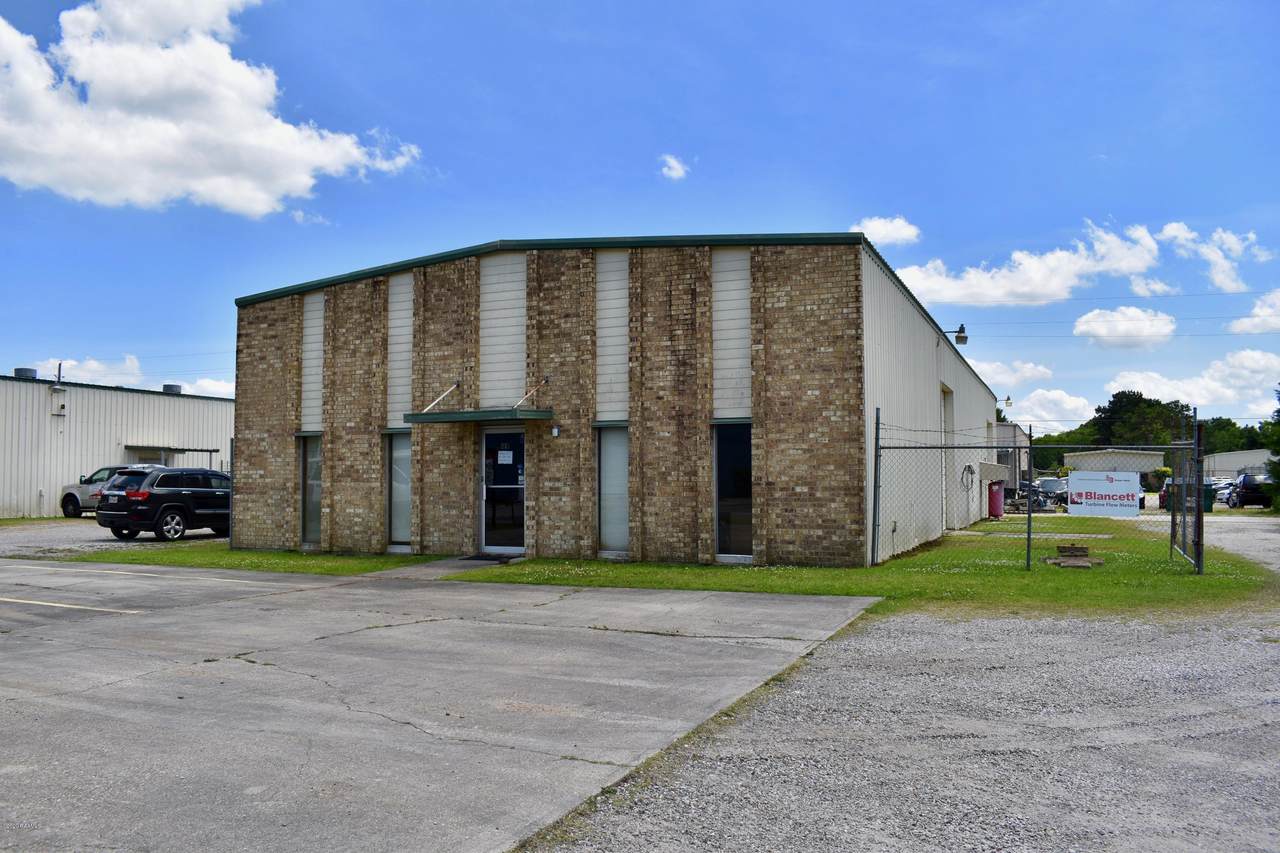 124 Credit Drive - Photo 1