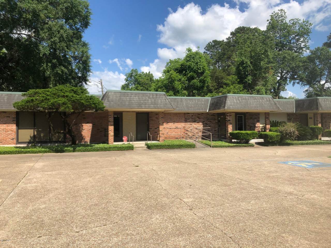 3414 Moss Street - Photo 1