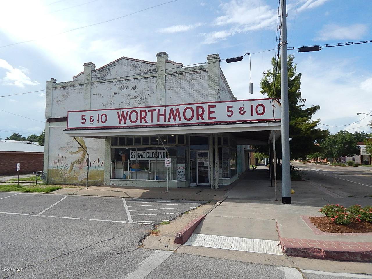 100 Louisiana Avenue - Photo 1