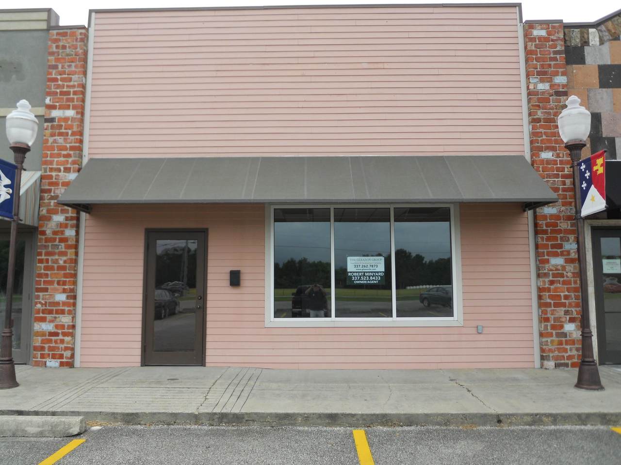 817 Alberston Parkway - Photo 1