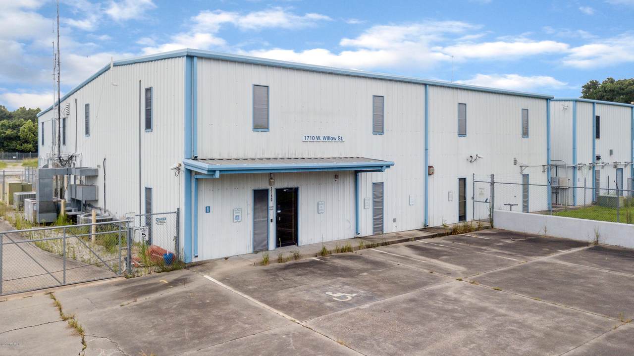 1710 Willow Street - Photo 1