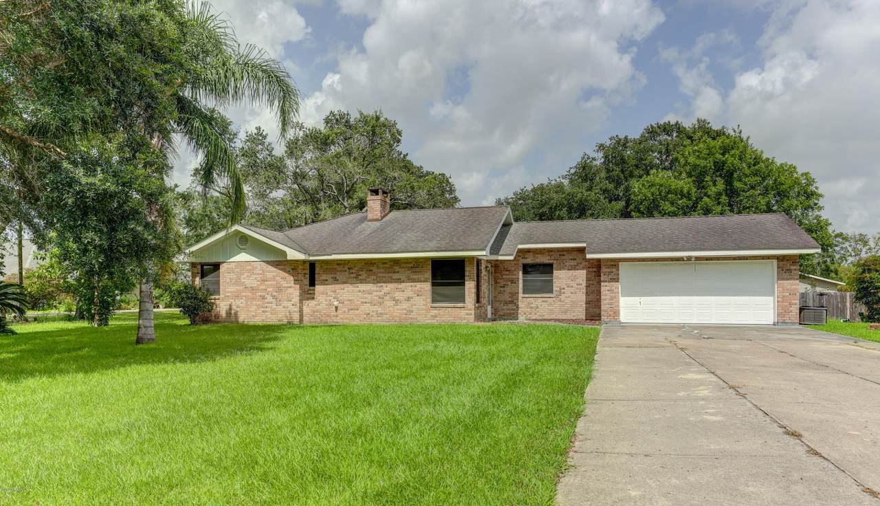 6354 Hwy 182 - Photo 1