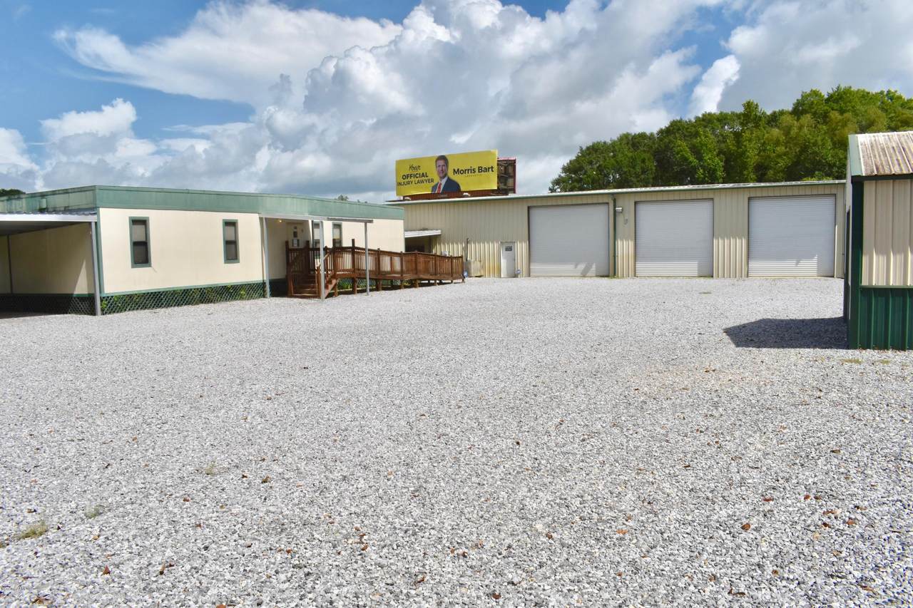 5110 Evangeline Thruway - Photo 1