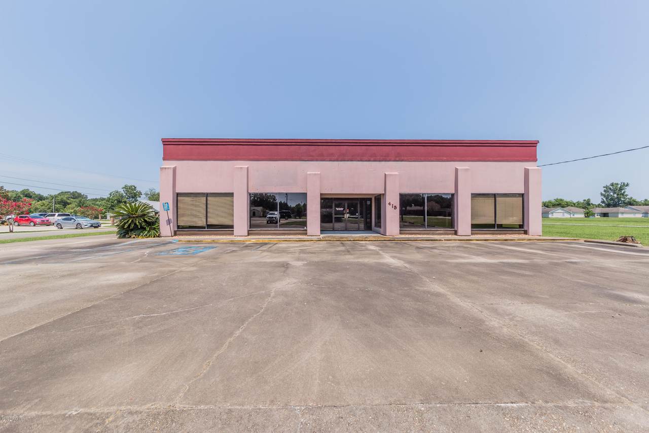 415 Mills - Photo 1