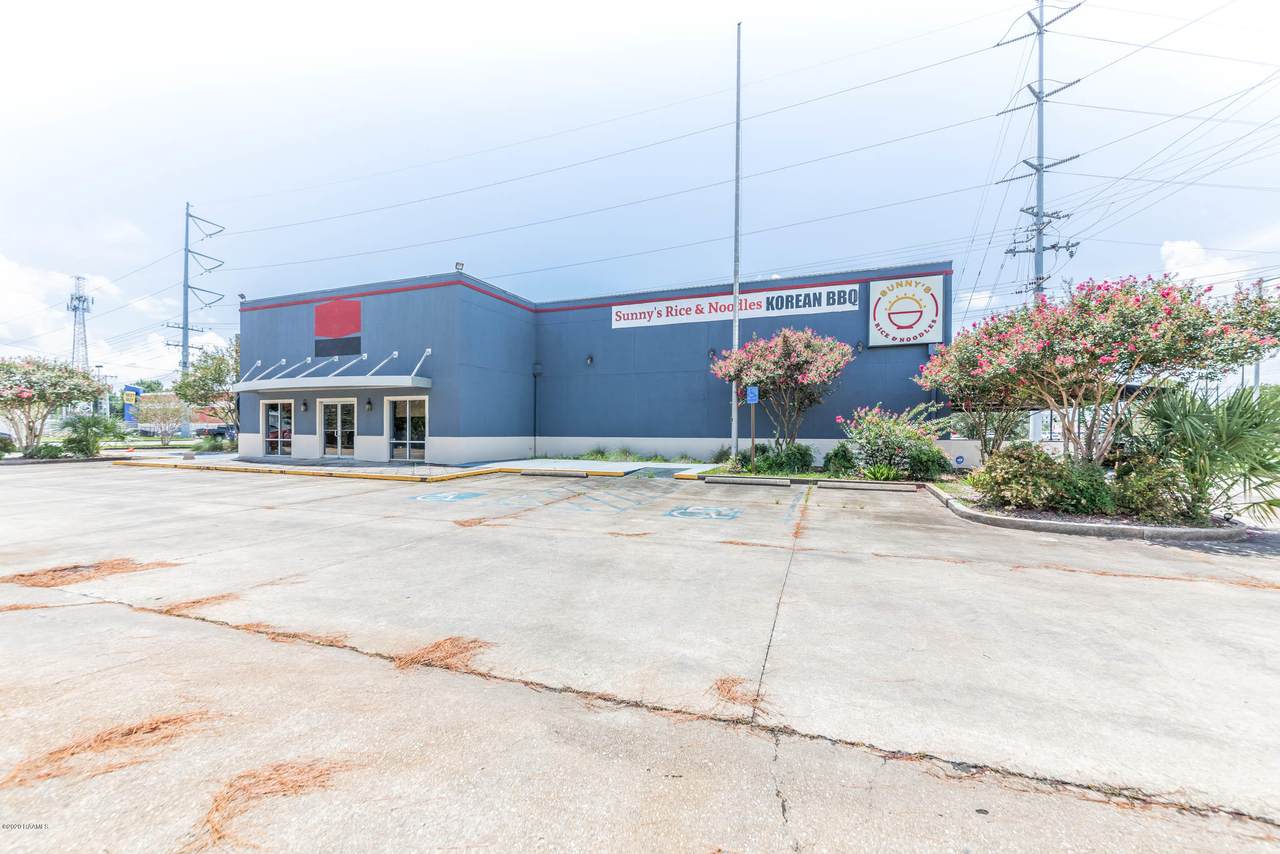 5621 Johnston Street - Photo 1