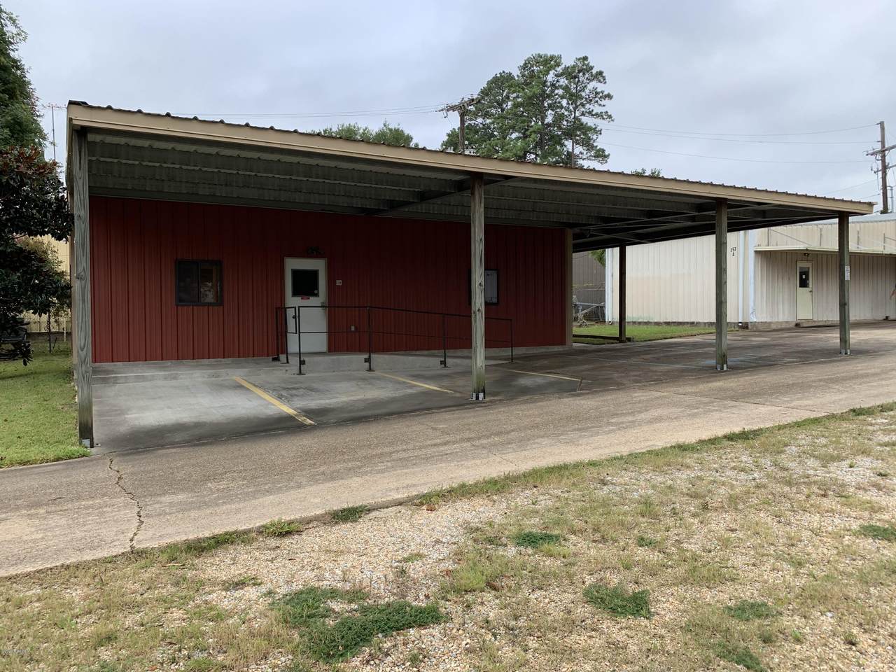 157 Industrial Parkway - Photo 1
