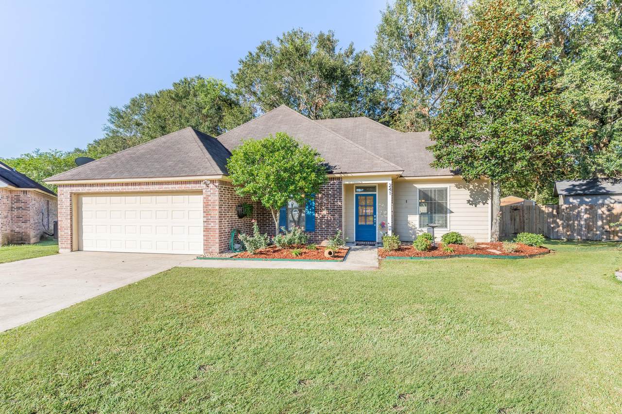 241 Barksdale Drive - Photo 1