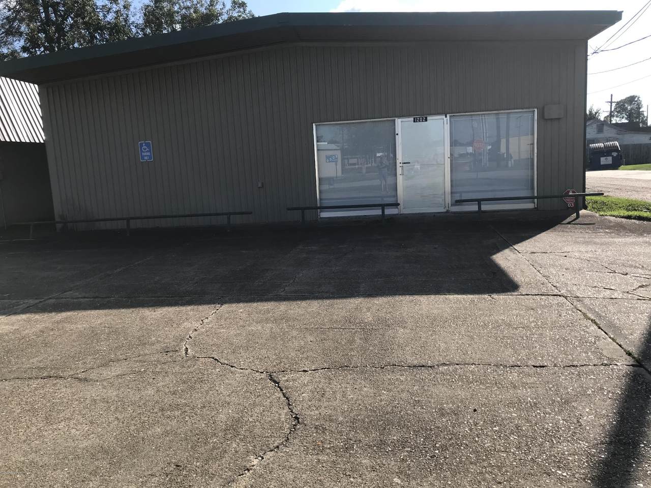 1202 General Mouton Avenue - Photo 1