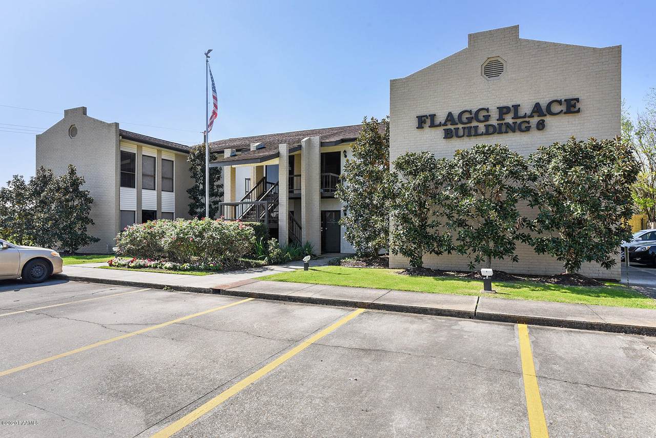 113 Flagg Place - Photo 1