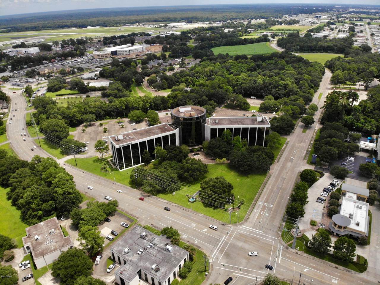400 Kaliste Saloom Road - Photo 1