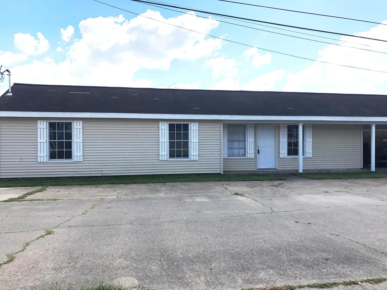 706 Picard Road - Photo 1