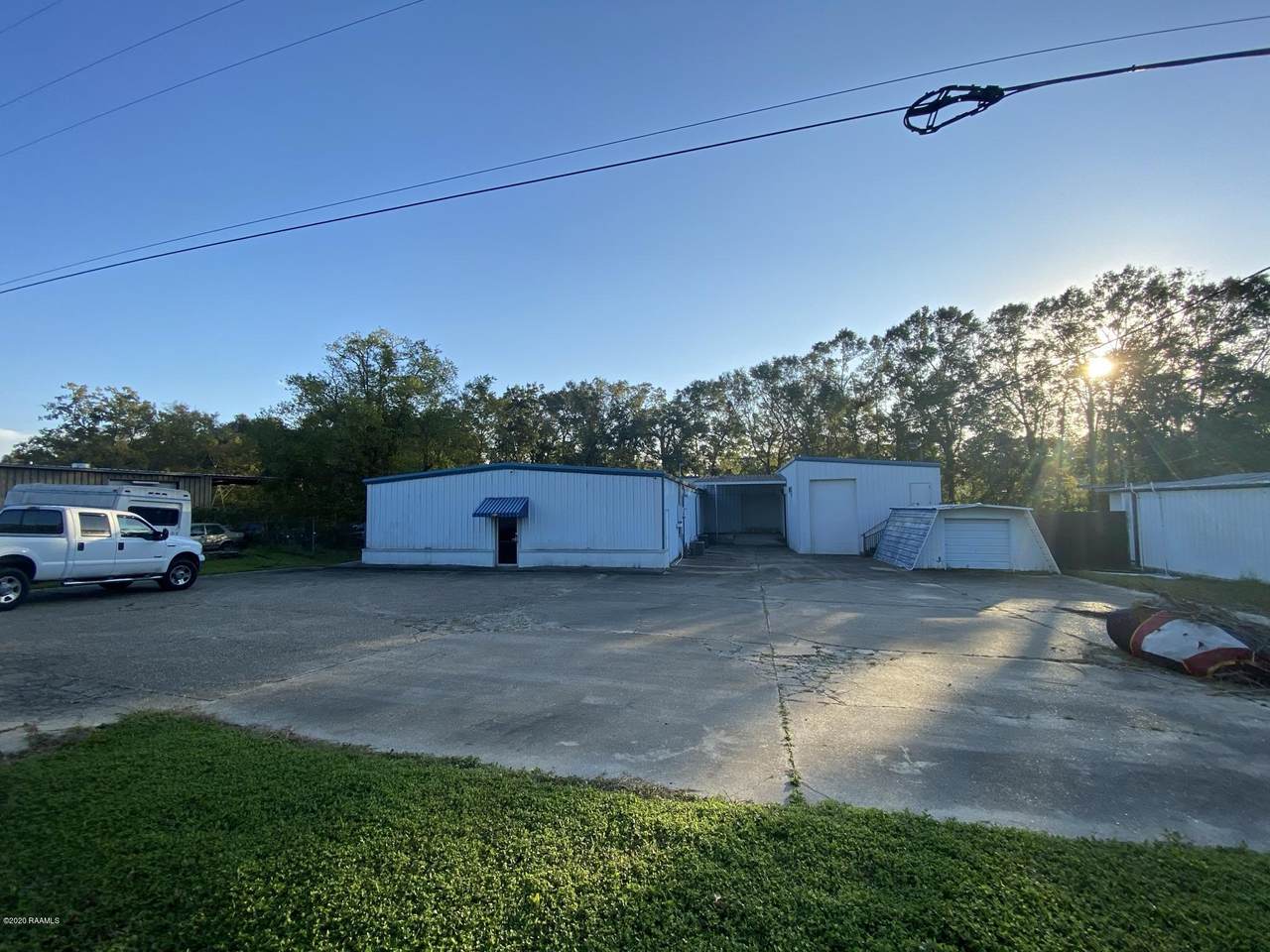208 Industrial Parkway - Photo 1