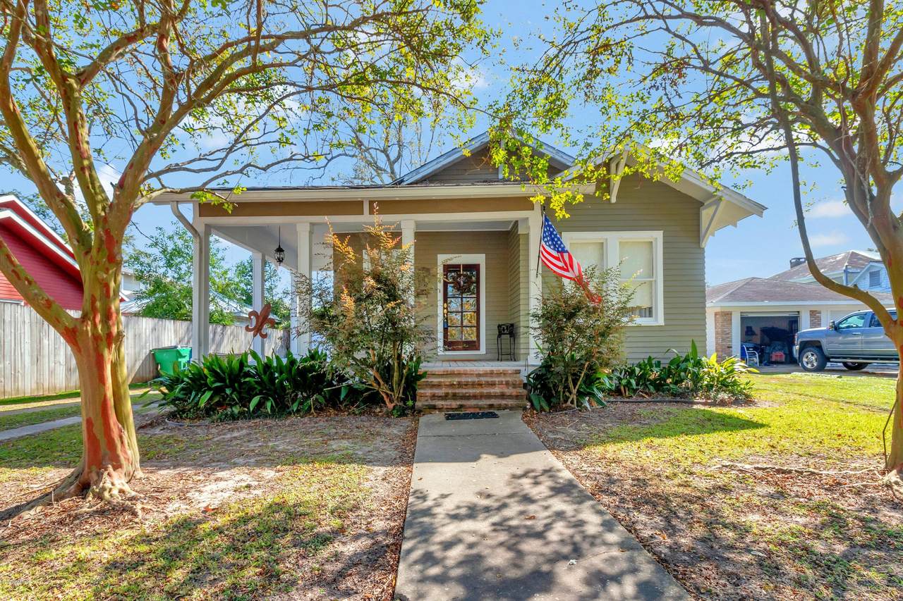 516 7th Street - Photo 1