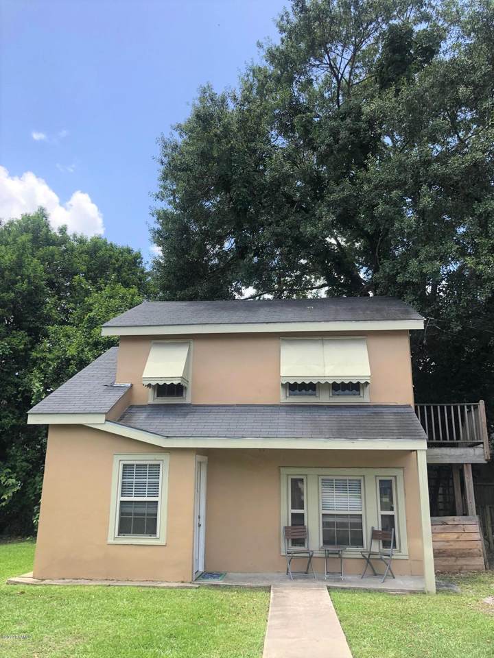 1501 St Mary Boulevard - Photo 1