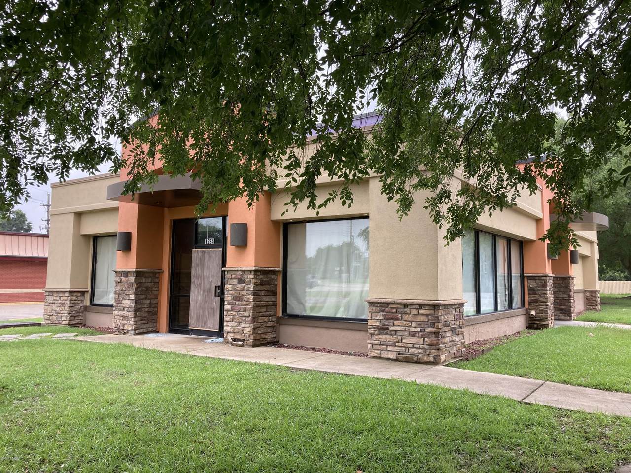 1224 Evangeline Thruway - Photo 1