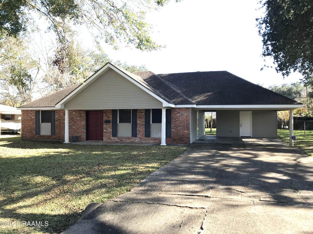 110 Begnaud Drive - Photo 1