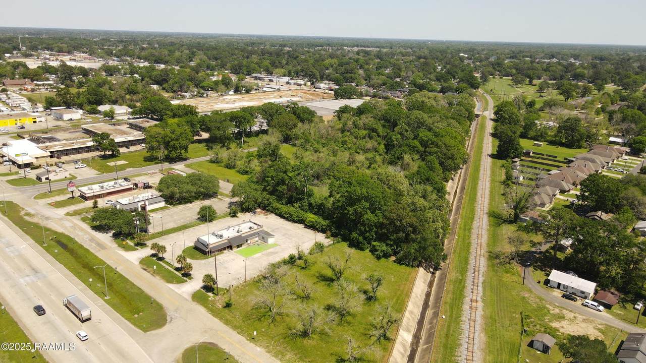 https://bt-photos.global.ssl.fastly.net/acadiana/1280_boomver_1_2020023123-2.jpg