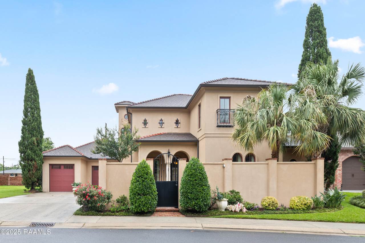 104 Avallach Drive - Photo 1