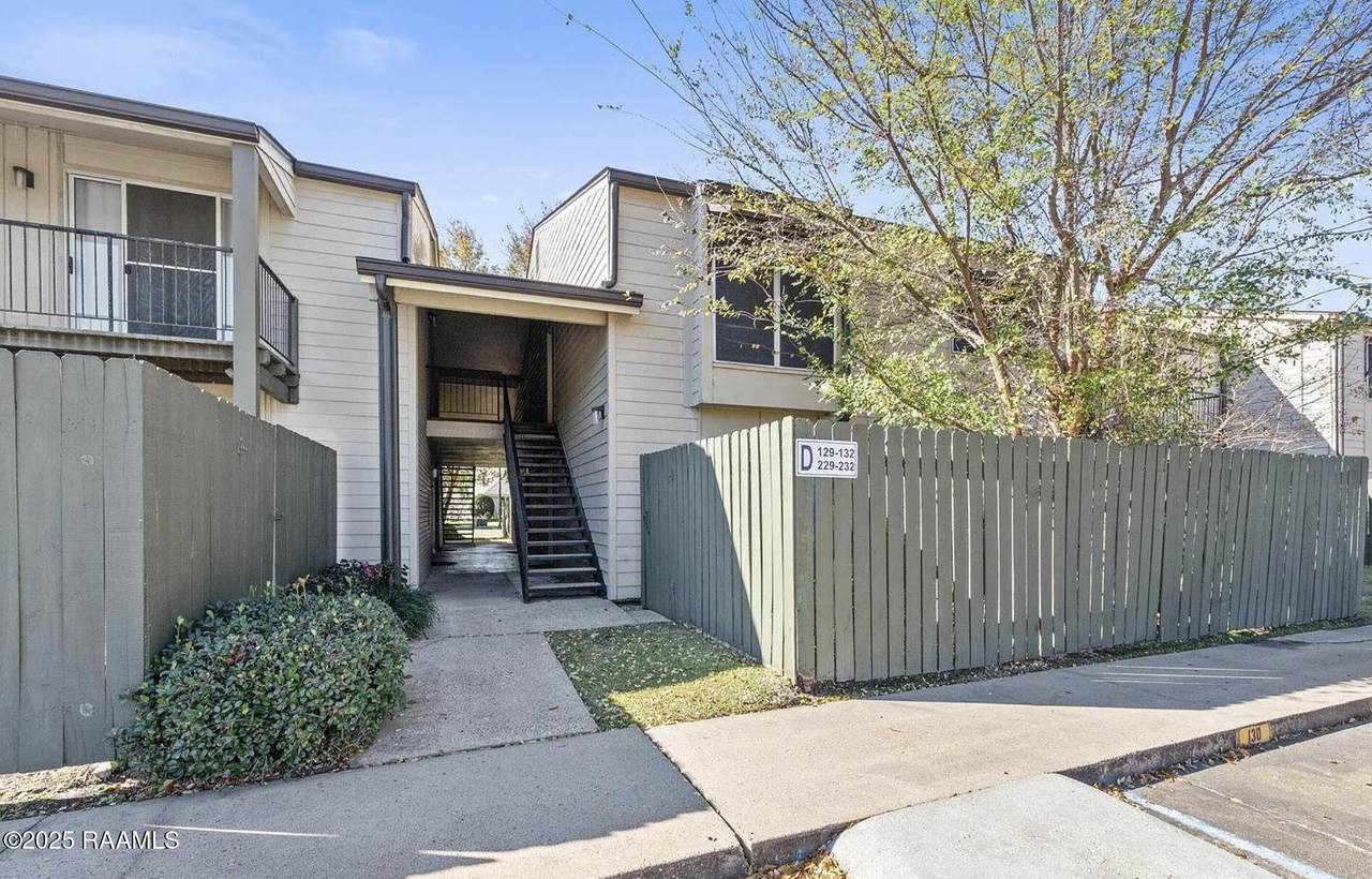 220 Doucet Road - Photo 1