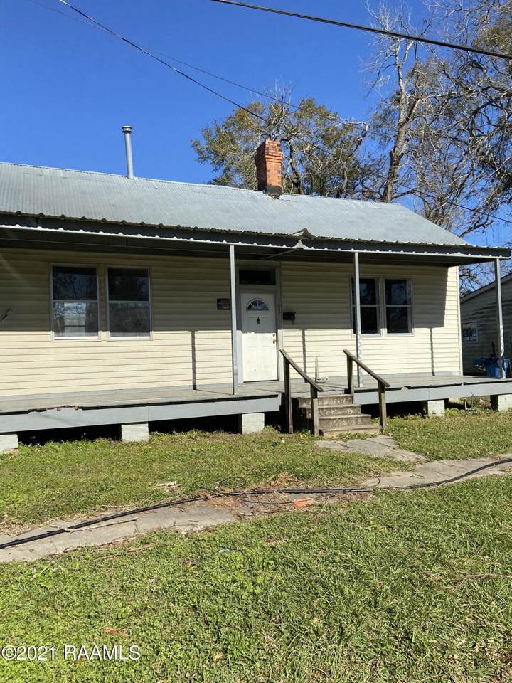 403 Sampson Street - Photo 1