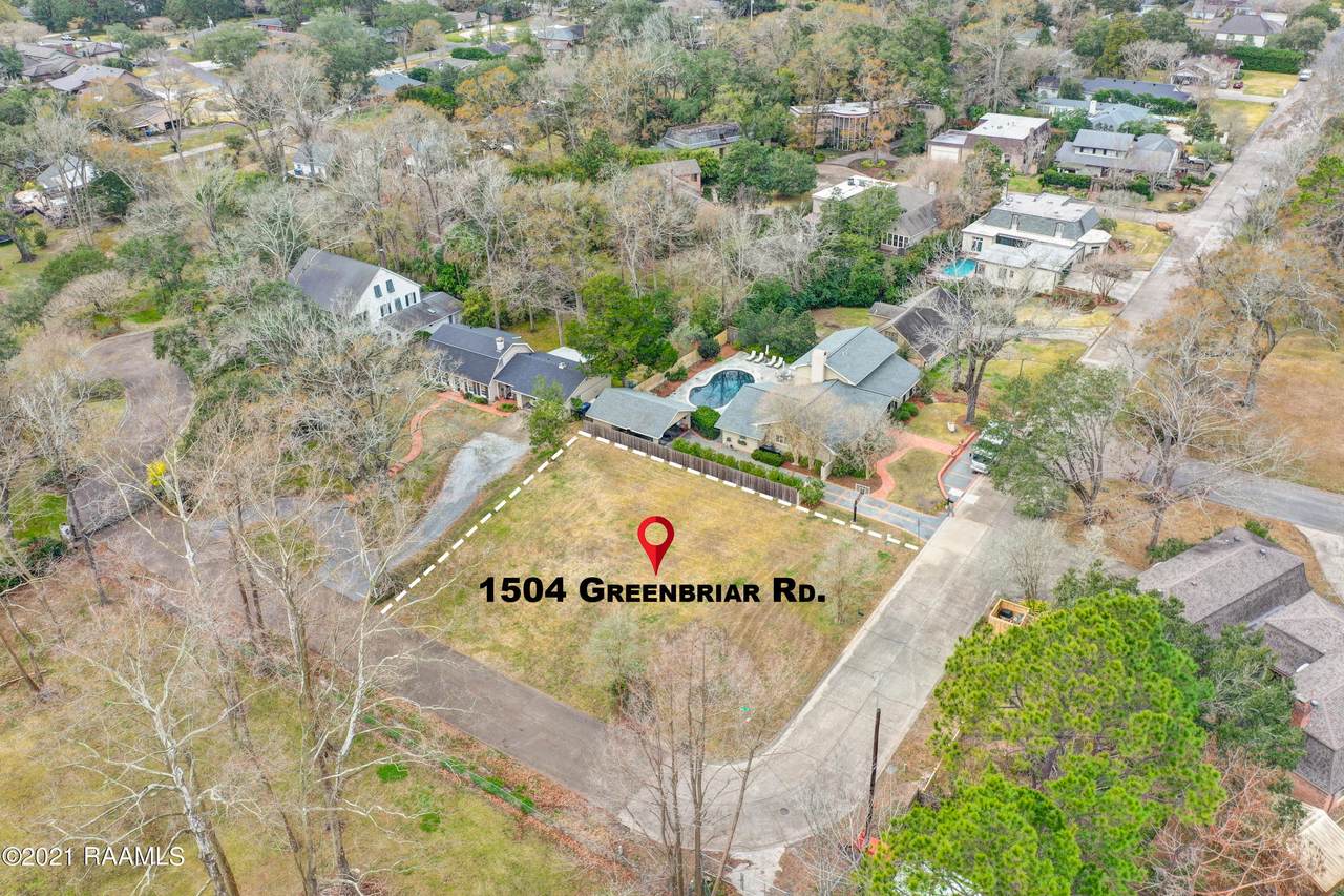 1504 Greenbriar Road - Photo 1