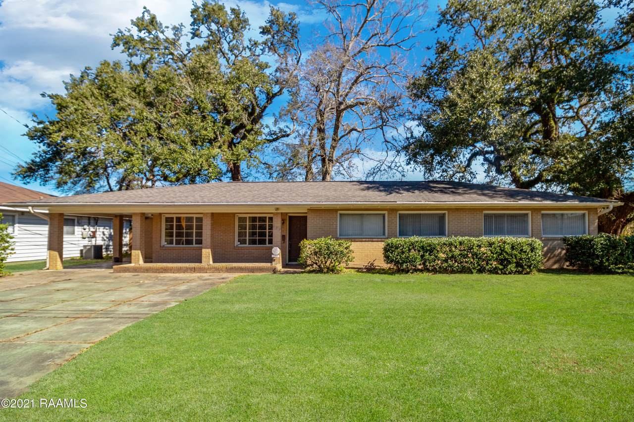 177 Whittington Drive - Photo 1
