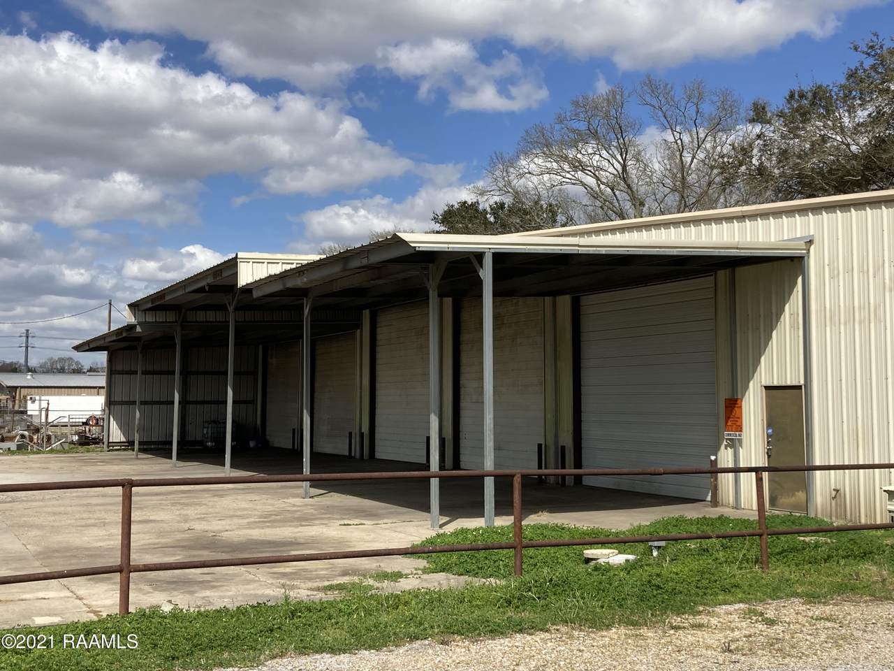 125 Gill Drive - Photo 1