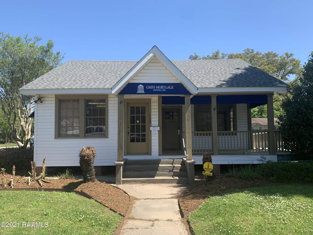 1728 University Avenue - Photo 1
