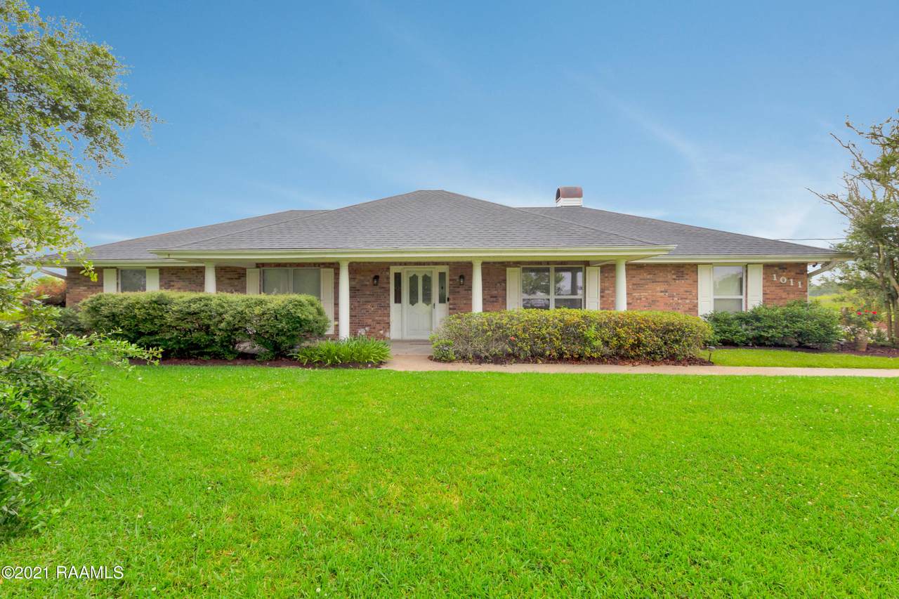1011 Robert Street - Photo 1