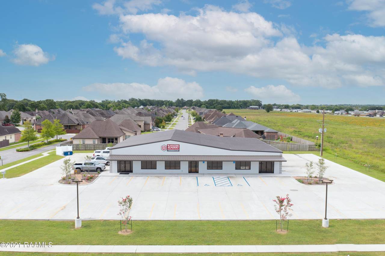930 Fortune Road - Photo 1