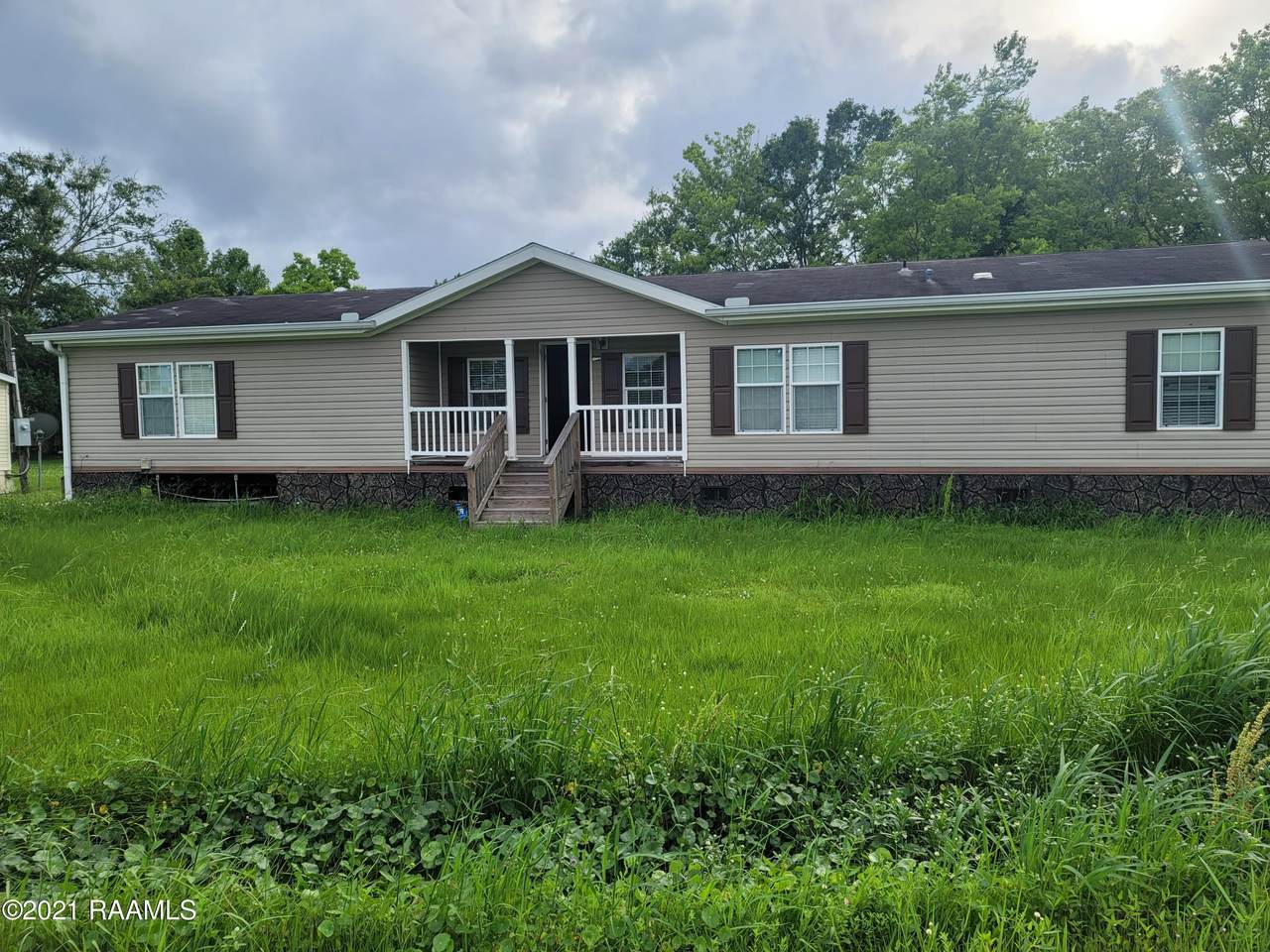1049 Aldus Johnson Drive - Photo 1