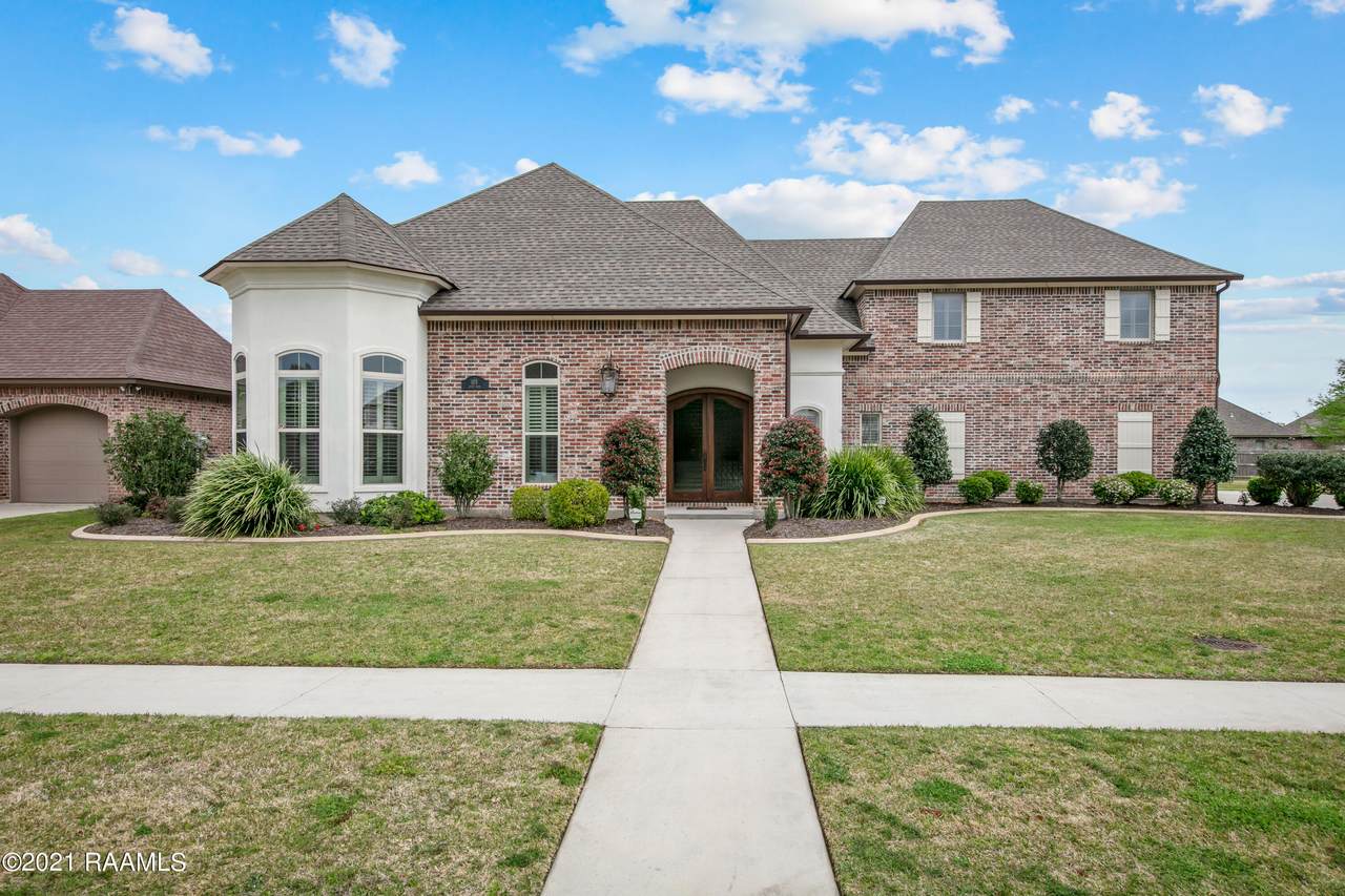 105 Quiet Oaks Drive - Photo 1