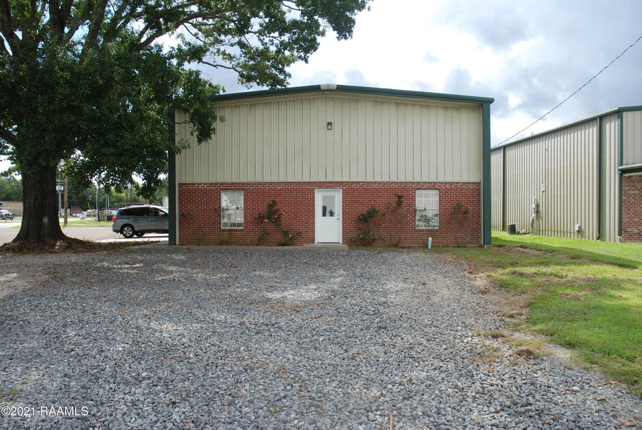 242 Burgess Drive - Photo 1