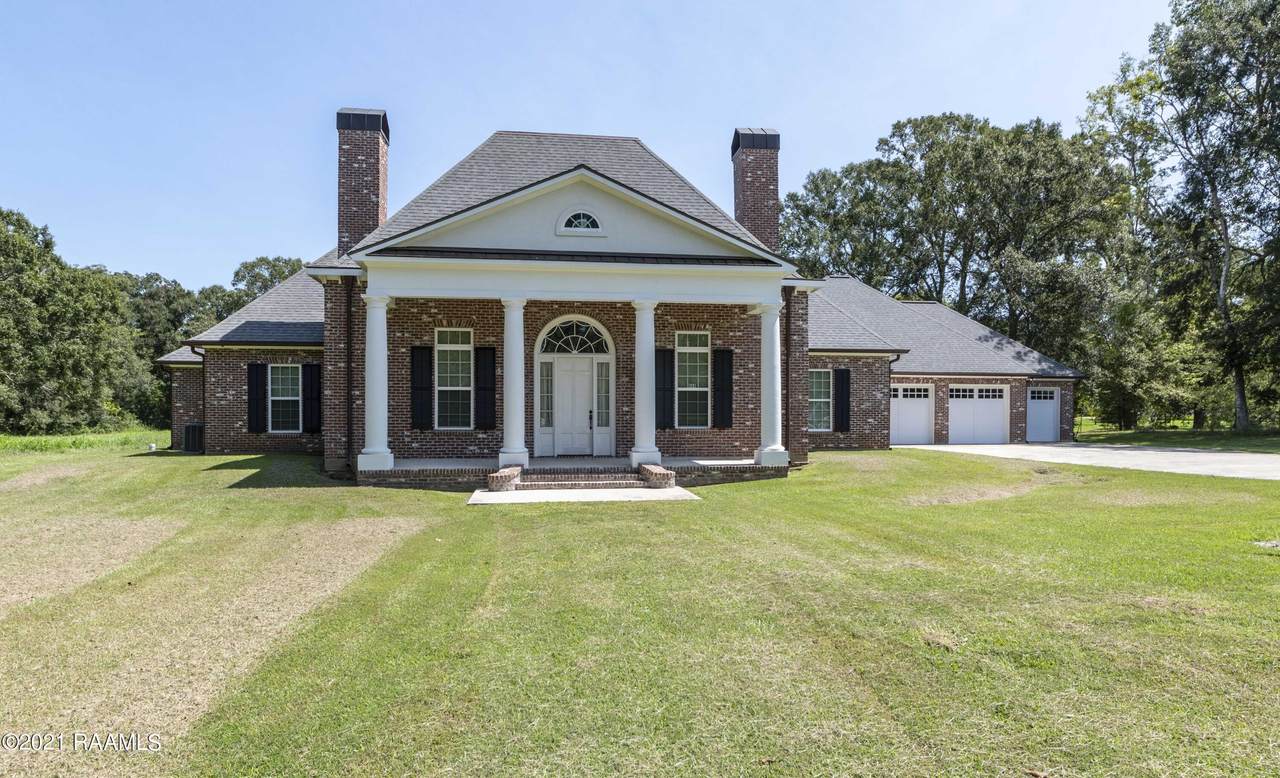 694 Beverly Road - Photo 1