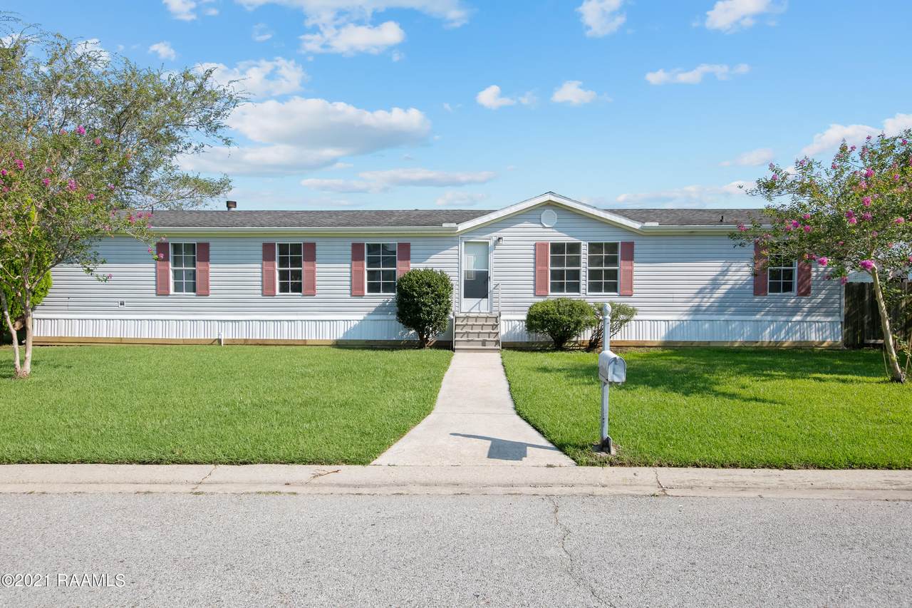 104 Windsong Drive - Photo 1