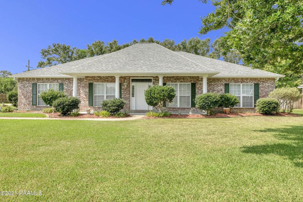 205 Janet Drive - Photo 1