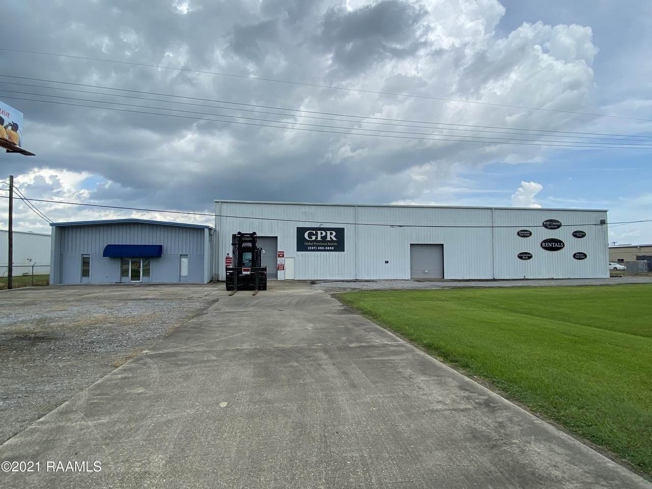 1111 Evangeline Thruway - Photo 1